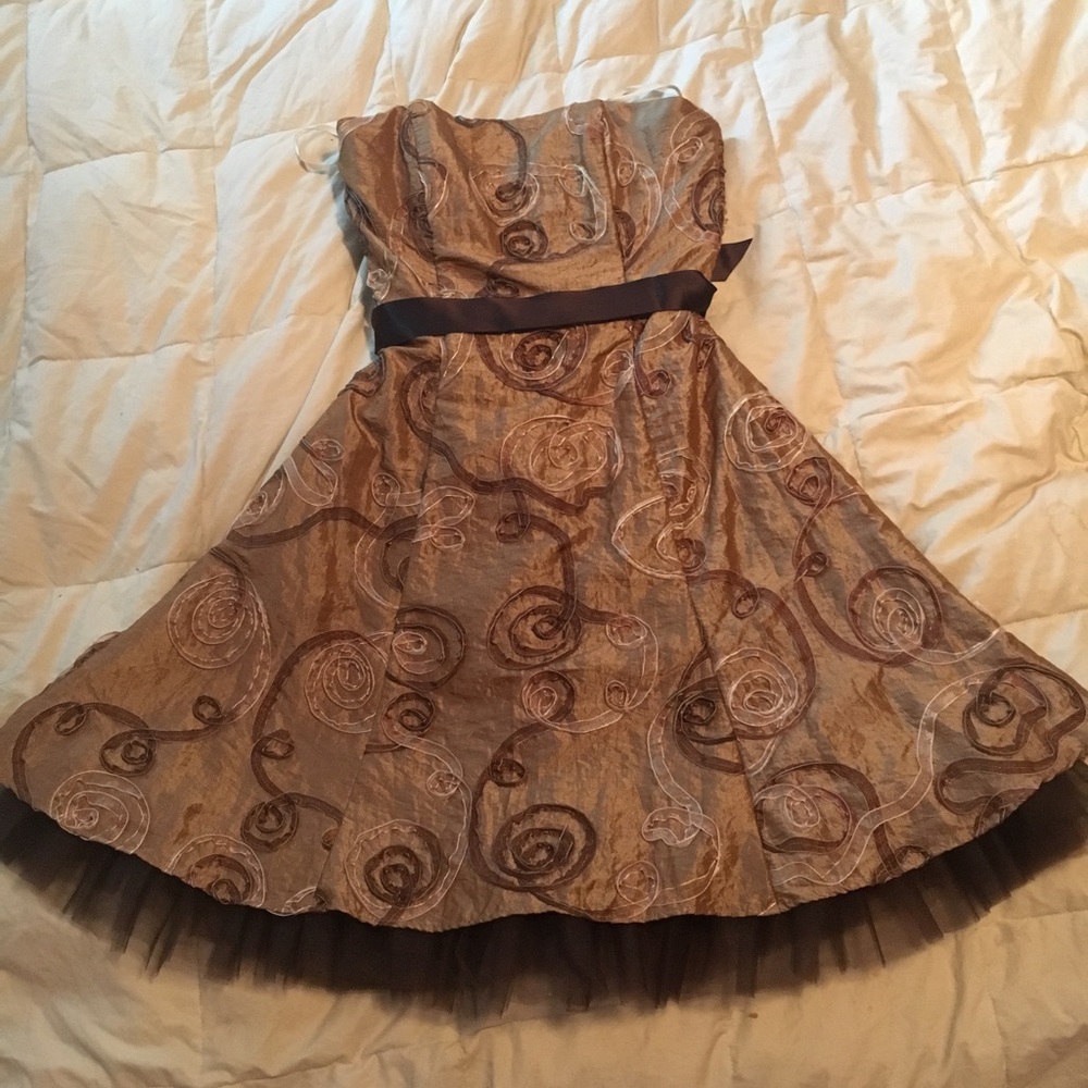 Brown Chocolate Dress with waist ribbon
